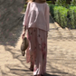 🌸top de culoare solidă + pantaloni imprimați cu picior lat.